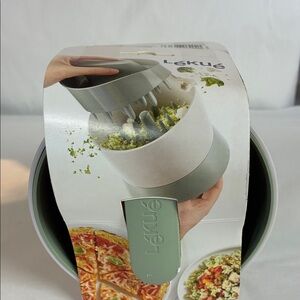 Green and White Food Chopper